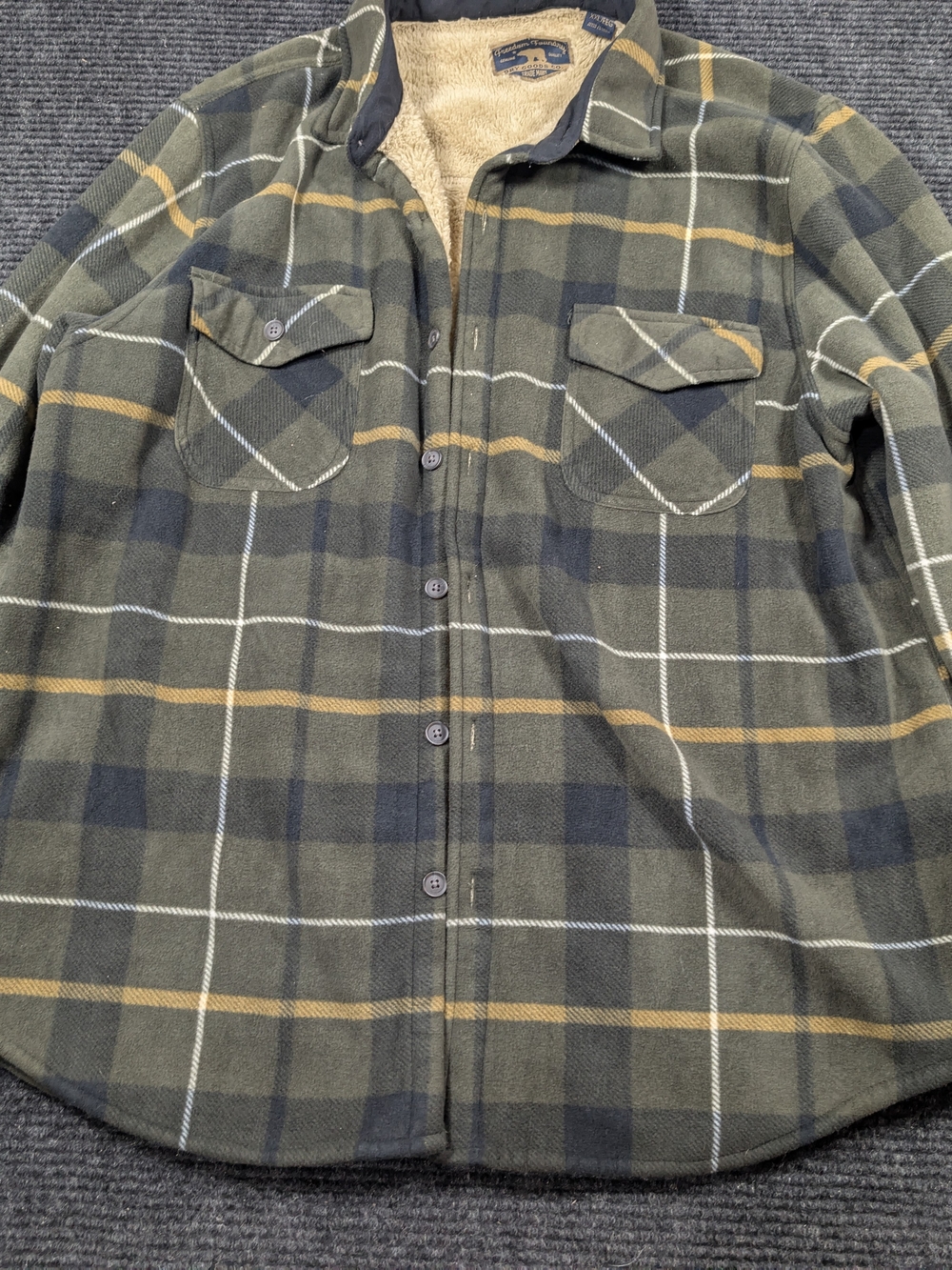 Freedom Foundry Plaid Sherpa-Lined Shirt Jacket - Olive/Gold